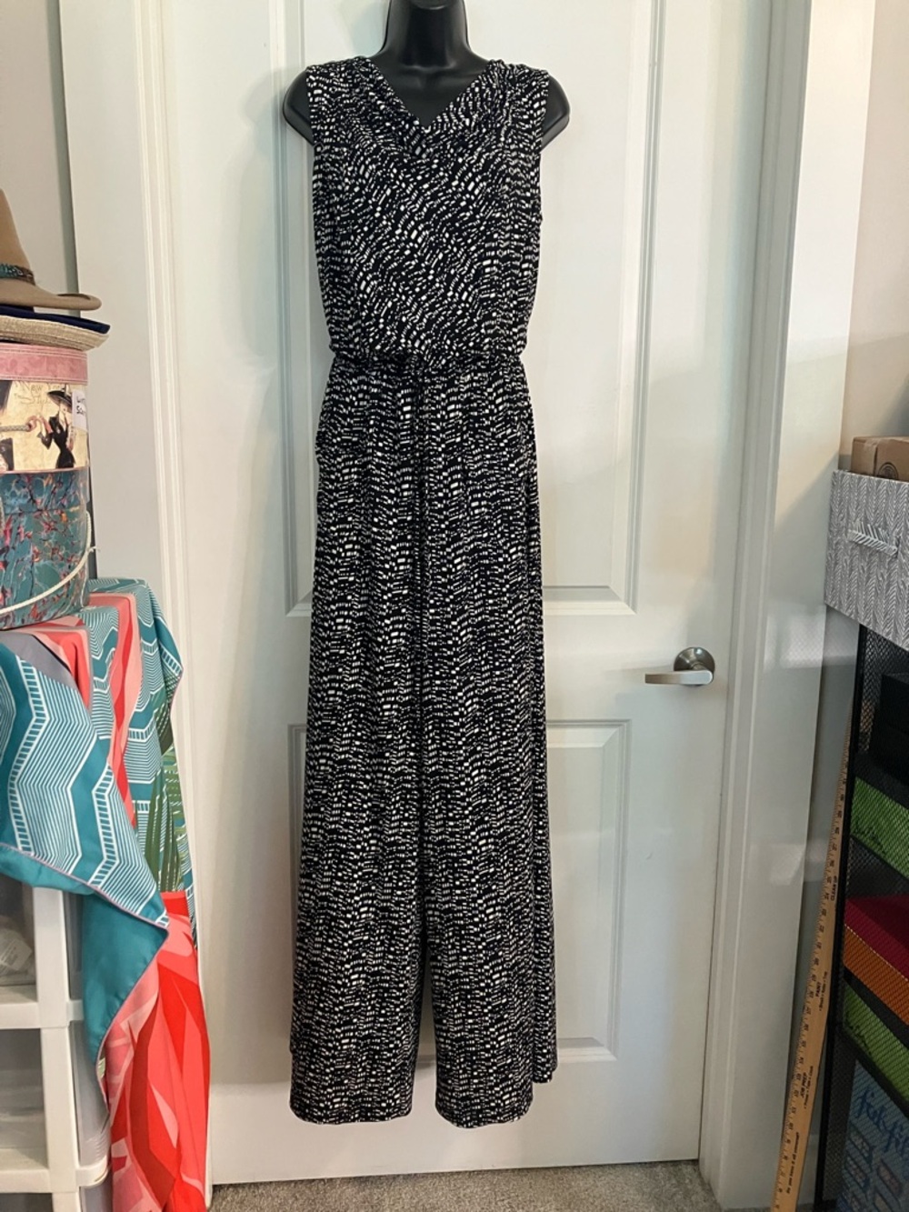 Vince Camuto Black & White Printed wide leg  Sleeveless Jumpsuit